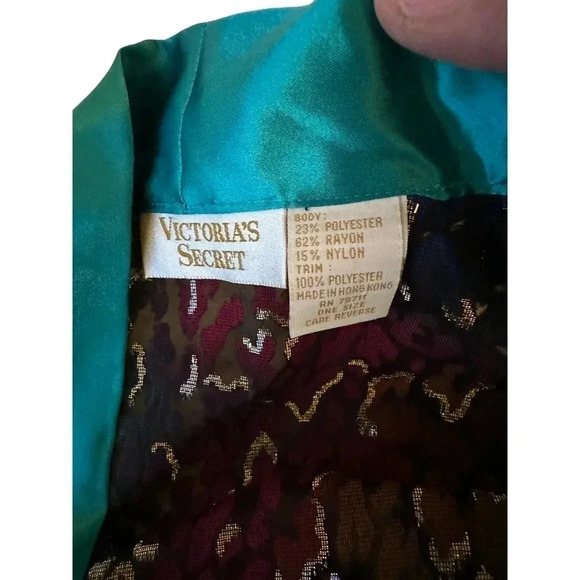 Victoria’s Secret Vintage gold label robe - Picture 4 of 7